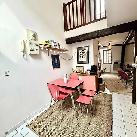 4 Personnes Situe Dans Le Coeur Du Centre * Dieppe